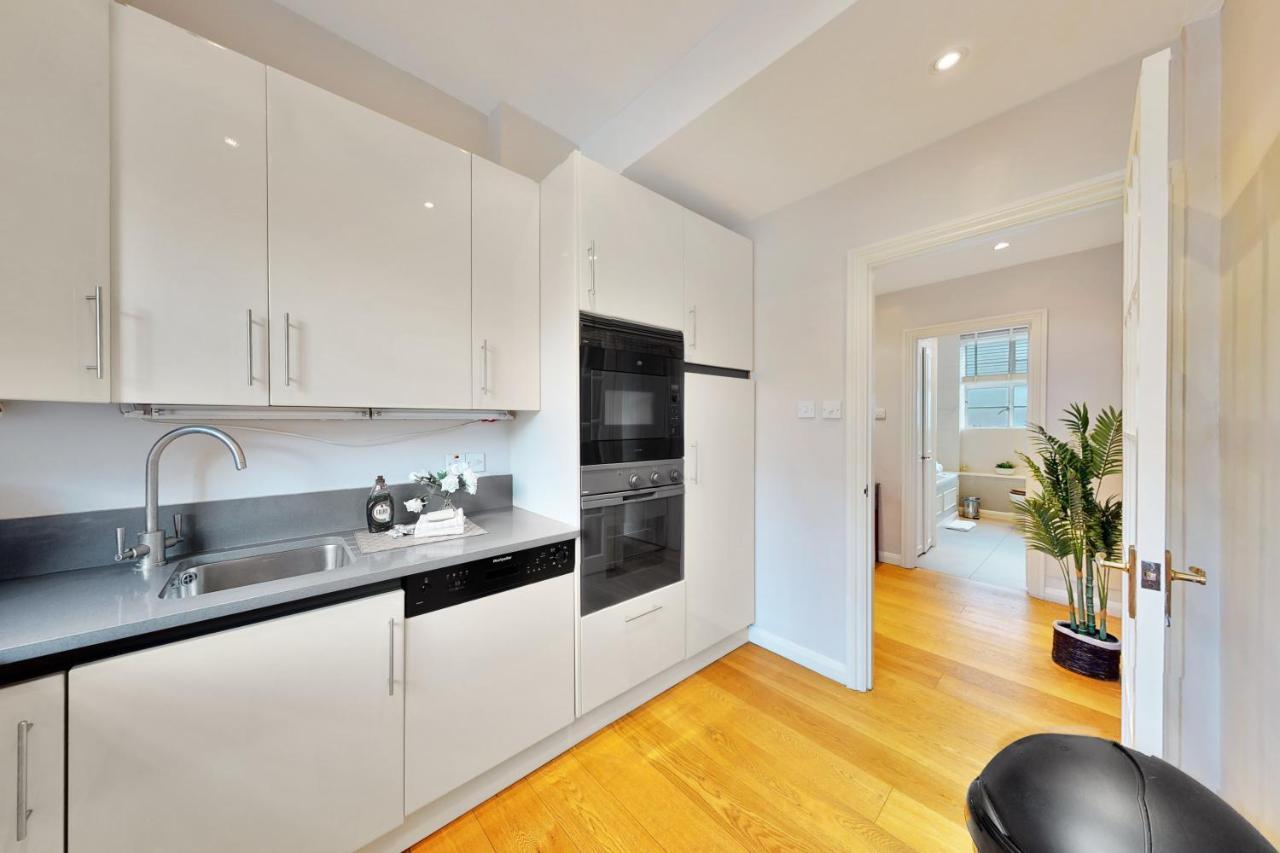 Mayfair Serviced Apartments London Bagian luar foto
