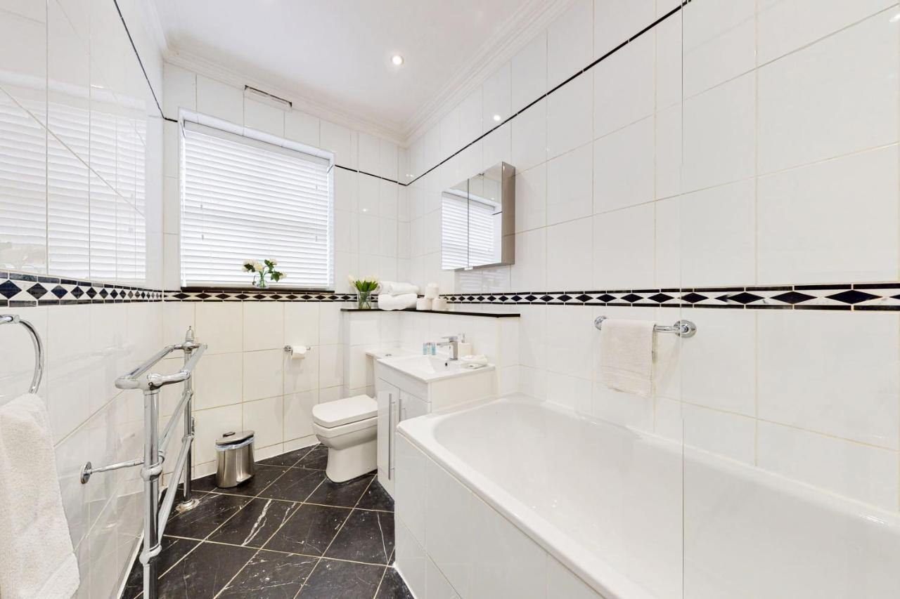 Mayfair Serviced Apartments London Bagian luar foto