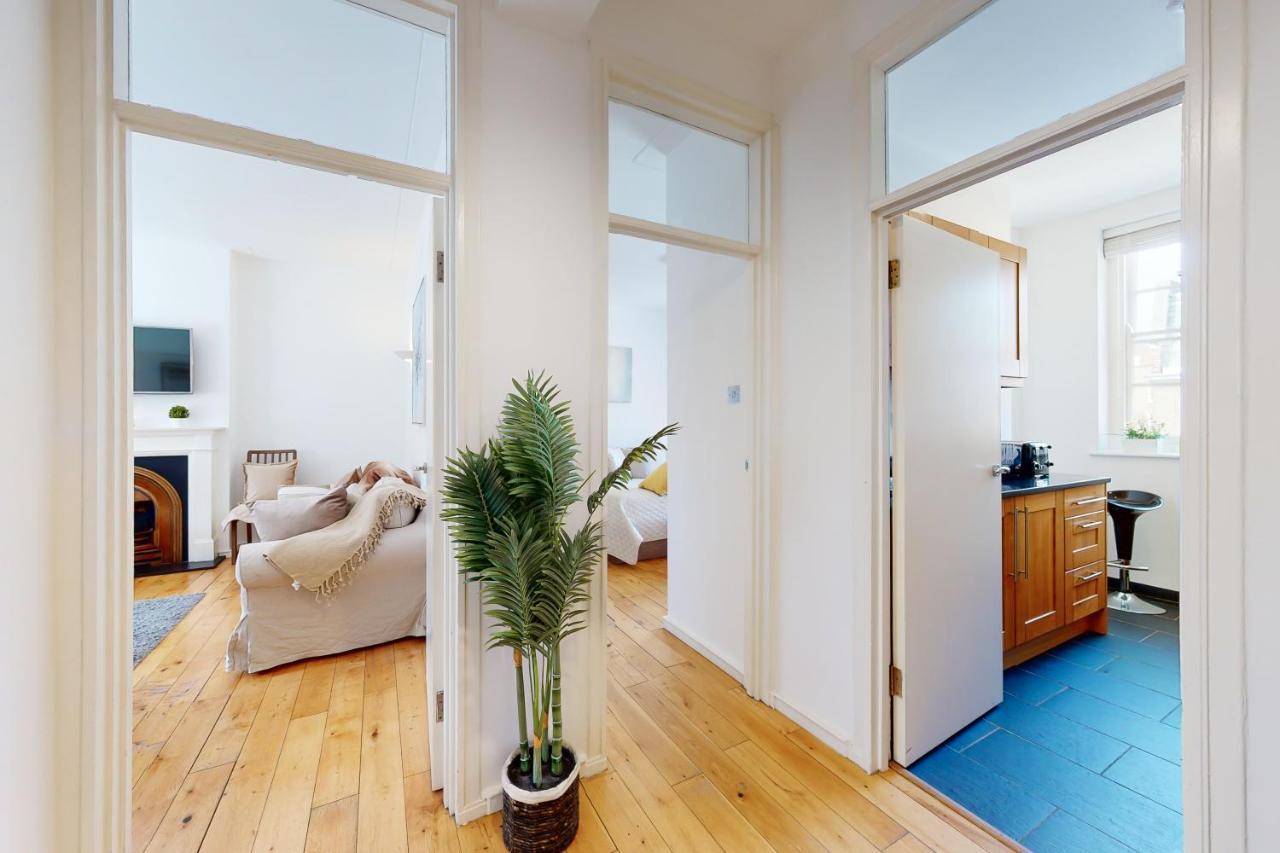 Mayfair Serviced Apartments London Bagian luar foto