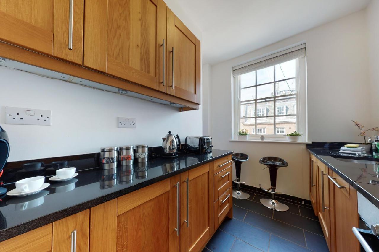 Mayfair Serviced Apartments London Bagian luar foto